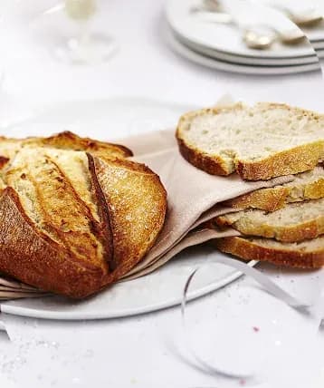Country bread and slices
